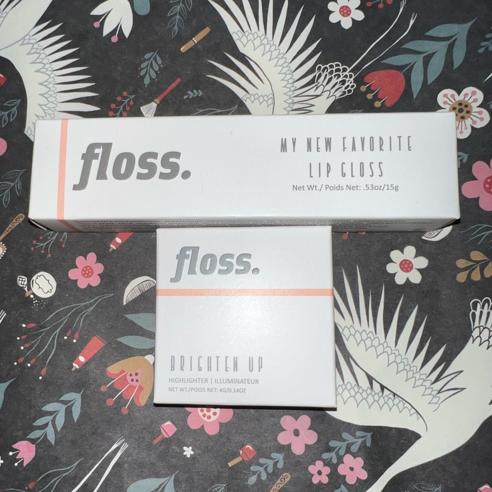 Lip Gloss and Highlighter Set - White and Gray